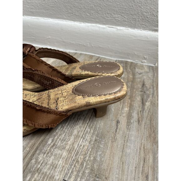 Lindsay Phillips Kitten Heel Size 8 Brown Y2K SwitchFlops Floral - Picture 4 of 12